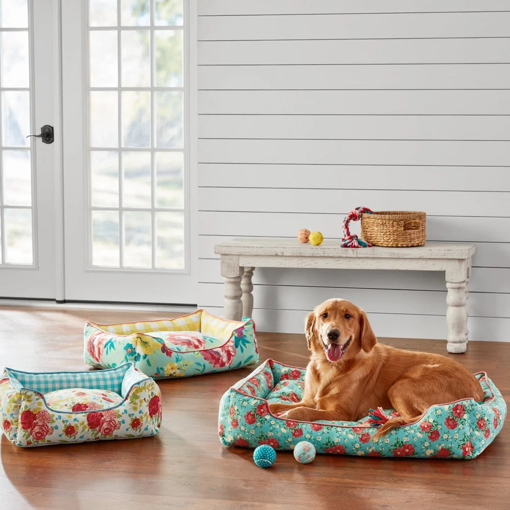 Cozy Medium Pet Bed, Plush, Vintage