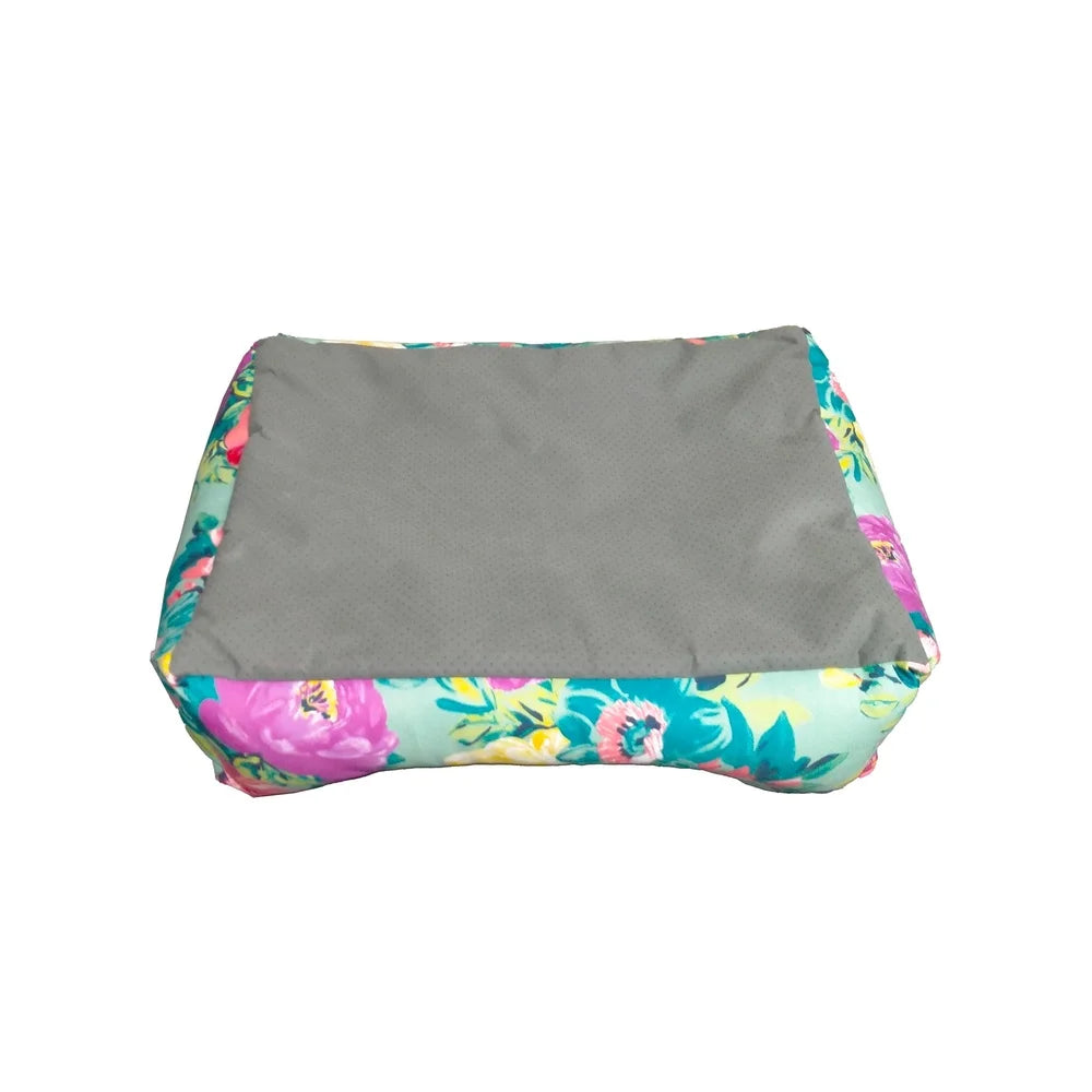 Cozy Medium Pet Bed, Plush, Vintage